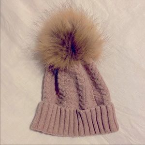 Beanie with fur pom